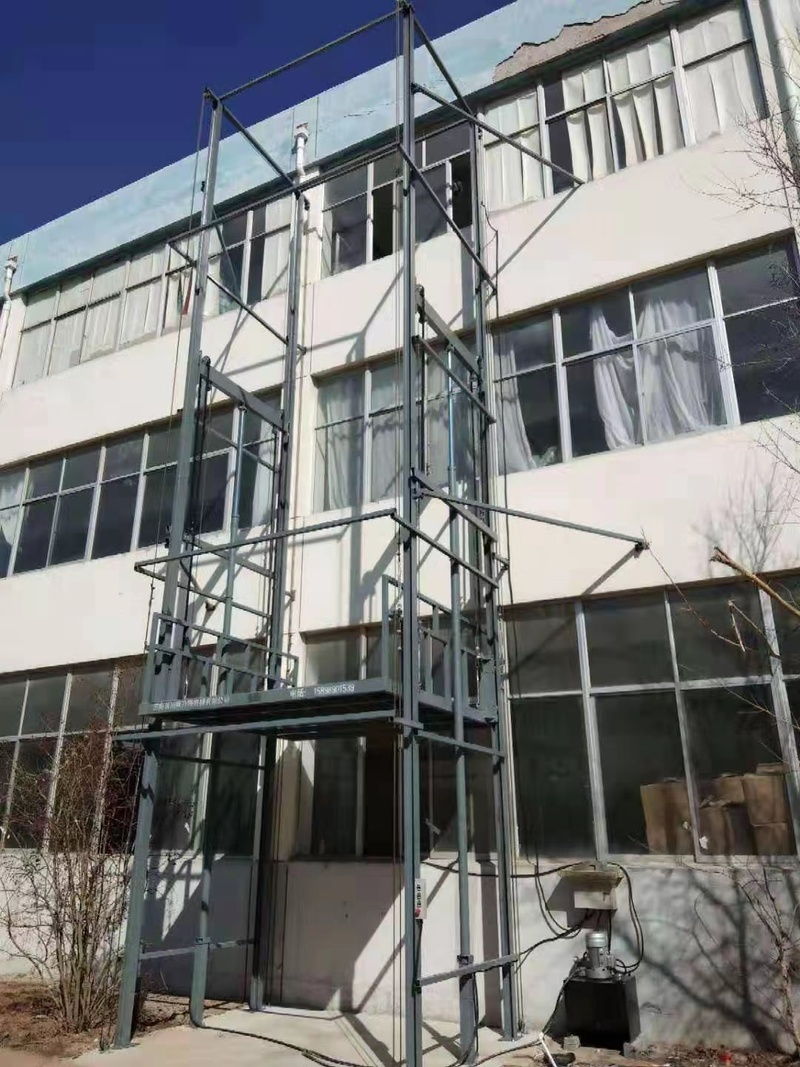潜江室外贴墙货梯